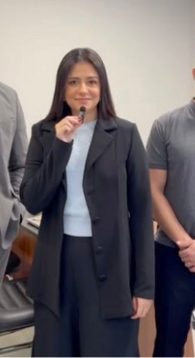 Mariana Feres — Antes da consultoria de imagem